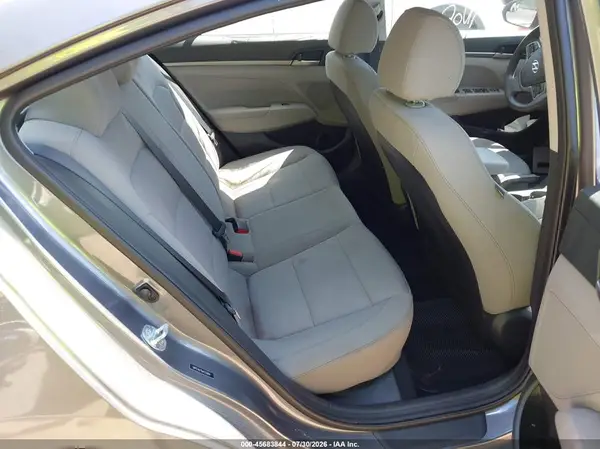 5NPD74LF8JH333894 2018 HYUNDAI ELANTRA - Image 8
