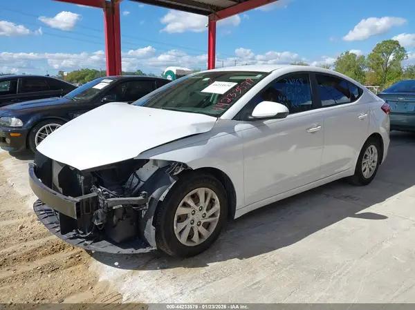 5NPD74LF8JH340439 2018 HYUNDAI ELANTRA - Image 2