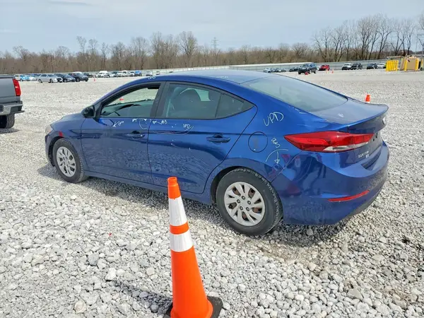 5NPD74LF8JH343065 2018 HYUNDAI ELANTRA - Image 2