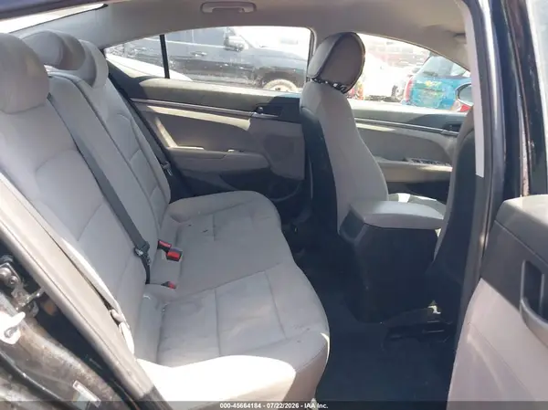5NPD74LF8JH346466 2018 HYUNDAI ELANTRA - Image 8