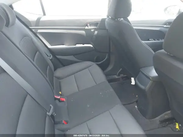 5NPD74LF8JH347388 2018 HYUNDAI ELANTRA - Image 8