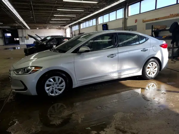 5NPD74LF8JH347438 2018 HYUNDAI ELANTRA - Image 1