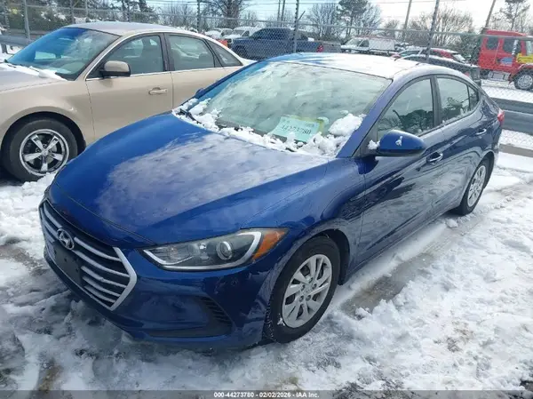 5NPD74LF8JH350615 2018 HYUNDAI ELANTRA - Image 2