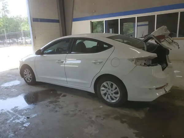 5NPD74LF8JH350906 2018 HYUNDAI ELANTRA - Image 2