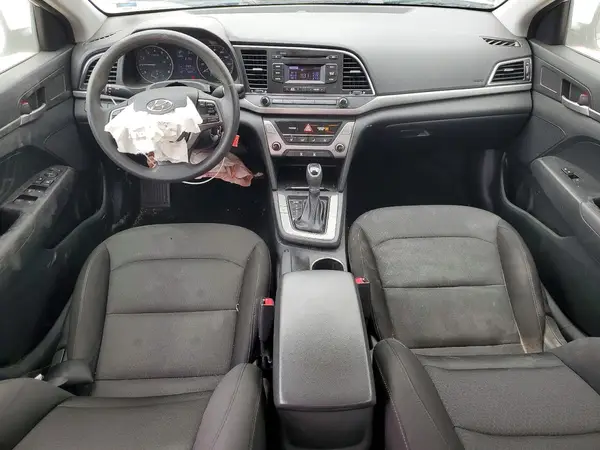 5NPD74LF8JH351067 2018 HYUNDAI ELANTRA - Image 8