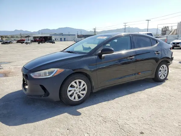 5NPD74LF8JH352137 2018 HYUNDAI ELANTRA - Image 1