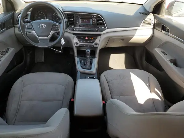 5NPD74LF8JH352137 2018 HYUNDAI ELANTRA - Image 8