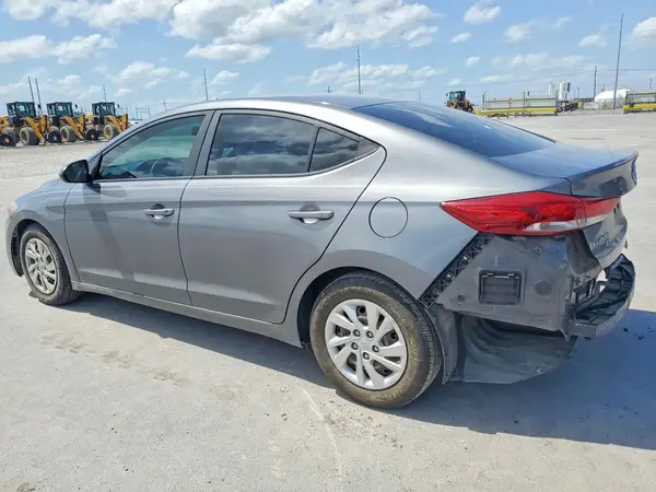 5NPD74LF8JH352249 2018 HYUNDAI ELANTRA - Image 2