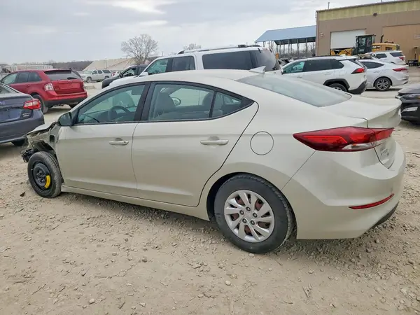 5NPD74LF8JH360142 2018 HYUNDAI ELANTRA - Image 2