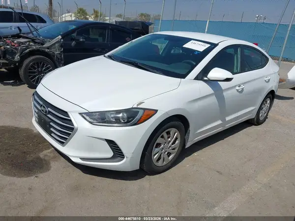 5NPD74LF8JH382755 2018 HYUNDAI ELANTRA - Image 2
