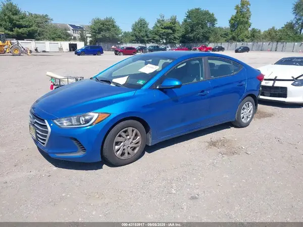 5NPD74LF8JH384005 2018 HYUNDAI ELANTRA - Image 2