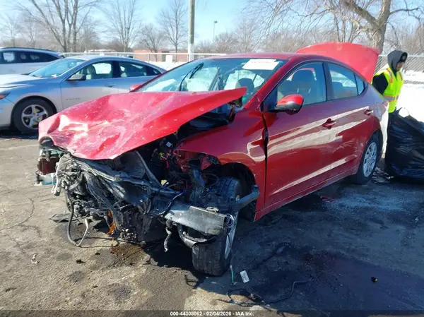 5NPD74LF8JH386885 2018 HYUNDAI ELANTRA - Image 2