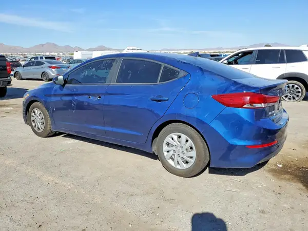5NPD74LF8JH391018 2018 HYUNDAI ELANTRA - Image 2