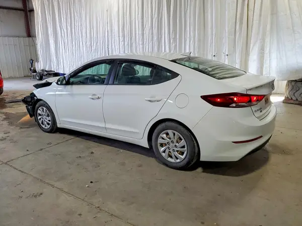 5NPD74LF8JH393187 2018 HYUNDAI ELANTRA - Image 2