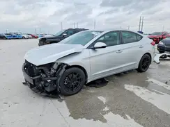 5NPD74LF8JH400185 2018 HYUNDAI ELANTRA