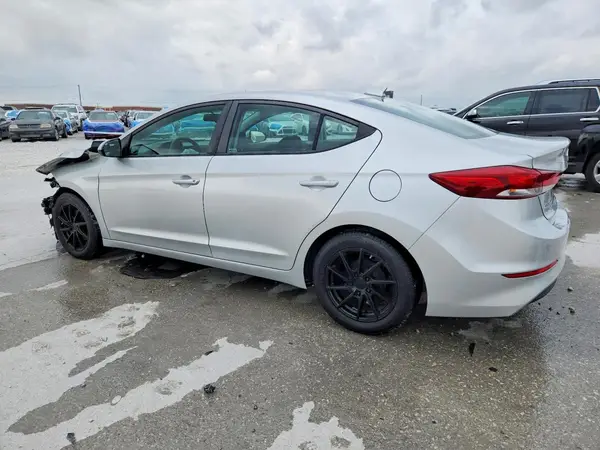 5NPD74LF8JH400185 2018 HYUNDAI ELANTRA - Image 2