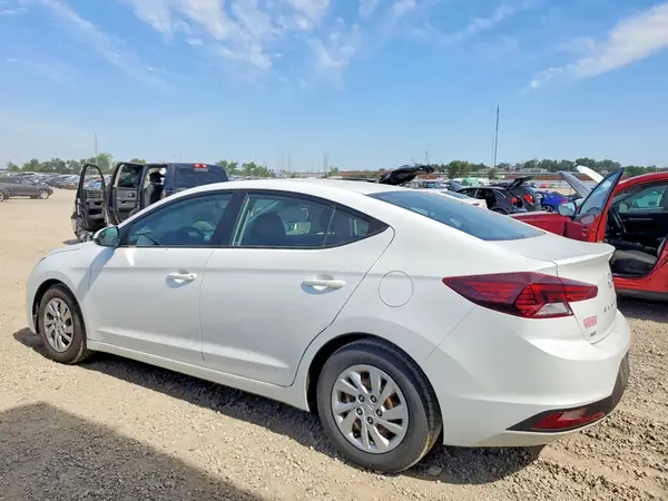 5NPD74LF8KH411897 2019 HYUNDAI ELANTRA - Image 2