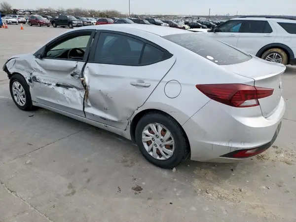 5NPD74LF8KH412502 2019 HYUNDAI ELANTRA - Image 2