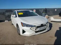 5NPD74LF8KH421622 2019 HYUNDAI ELANTRA