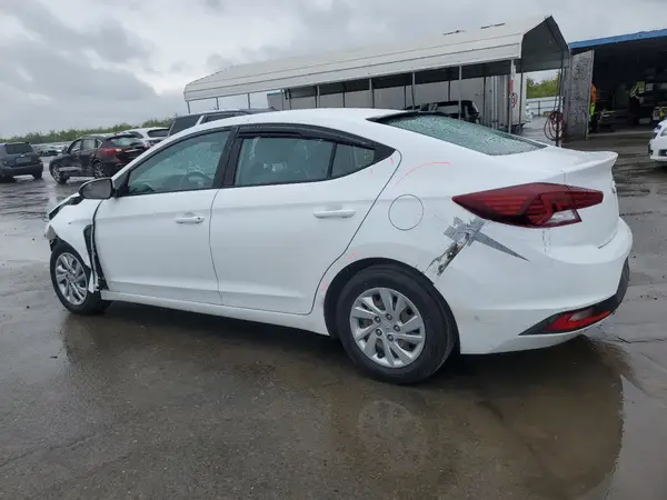 5NPD74LF8KH422950 2019 HYUNDAI ELANTRA - Image 2