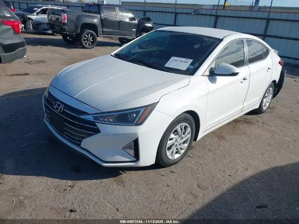 5NPD74LF8KH425508 2019 HYUNDAI ELANTRA - Image 2