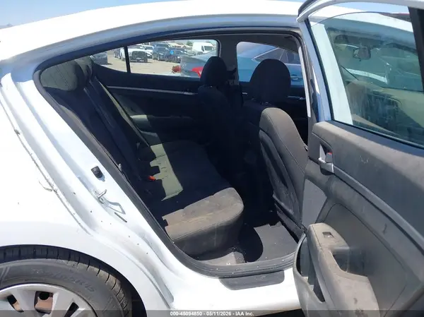 5NPD74LF8KH425945 2019 HYUNDAI ELANTRA - Image 8