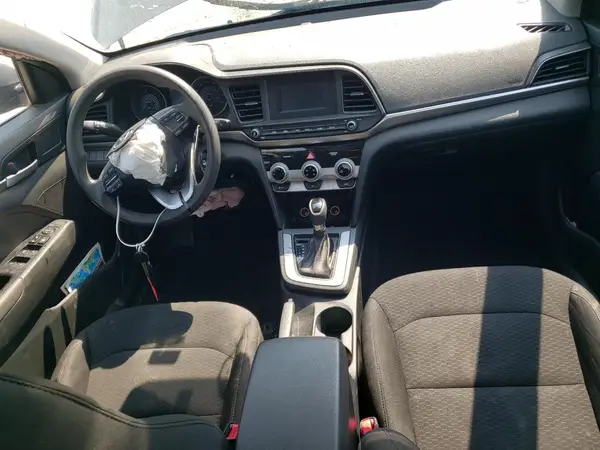 5NPD74LF8KH436024 2019 HYUNDAI ELANTRA - Image 8