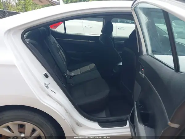 5NPD74LF8KH437416 2019 HYUNDAI ELANTRA - Image 8