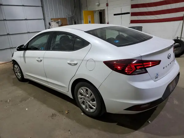 5NPD74LF8KH439540 2019 HYUNDAI ELANTRA - Image 2