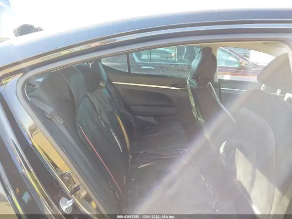 5NPD74LF8KH440798 2019 HYUNDAI ELANTRA - Image 8