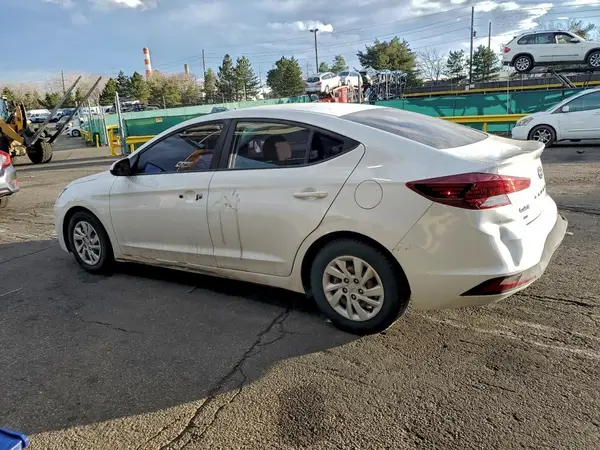 5NPD74LF8KH442406 2019 HYUNDAI ELANTRA - Image 2