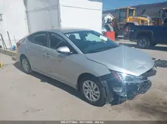5NPD74LF8KH443619 2019 HYUNDAI ELANTRA