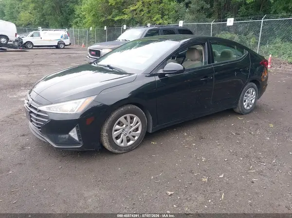 5NPD74LF8KH451431 2019 HYUNDAI ELANTRA - Image 2