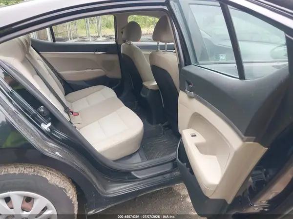 5NPD74LF8KH451431 2019 HYUNDAI ELANTRA - Image 8