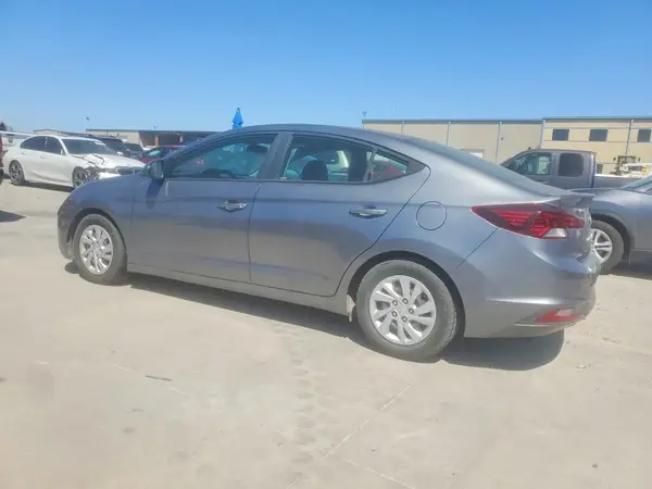 5NPD74LF8KH454183 2019 HYUNDAI ELANTRA - Image 2