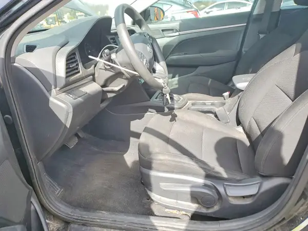 5NPD74LF8KH460677 2019 HYUNDAI ELANTRA - Image 8