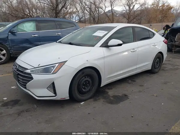 5NPD74LF8KH463756 2019 HYUNDAI ELANTRA - Image 2
