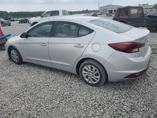5NPD74LF8KH470612 2019 HYUNDAI ELANTRA - Image 2