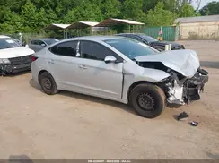 5NPD74LF8KH471517 2019 HYUNDAI ELANTRA