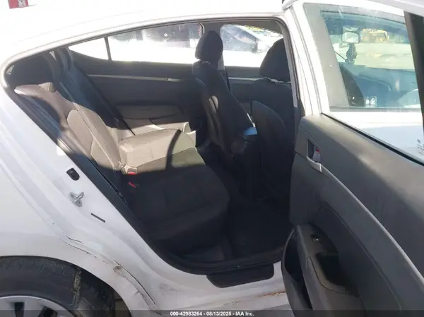 5NPD74LF8KH473090 2019 HYUNDAI ELANTRA - Image 8