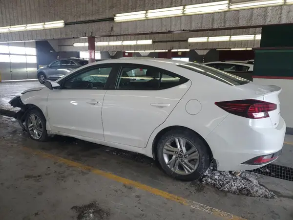 5NPD74LF8KH477723 2019 HYUNDAI ELANTRA - Image 2