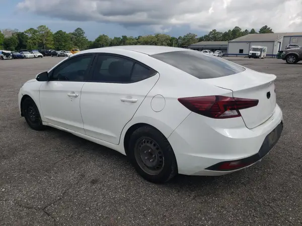 5NPD74LF8KH485806 2019 HYUNDAI ELANTRA - Image 2