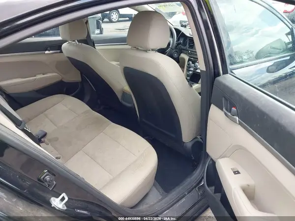 5NPD74LF8KH486373 2019 HYUNDAI ELANTRA - Image 8
