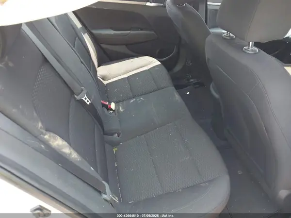 5NPD74LF8KH487393 2019 HYUNDAI ELANTRA - Image 8