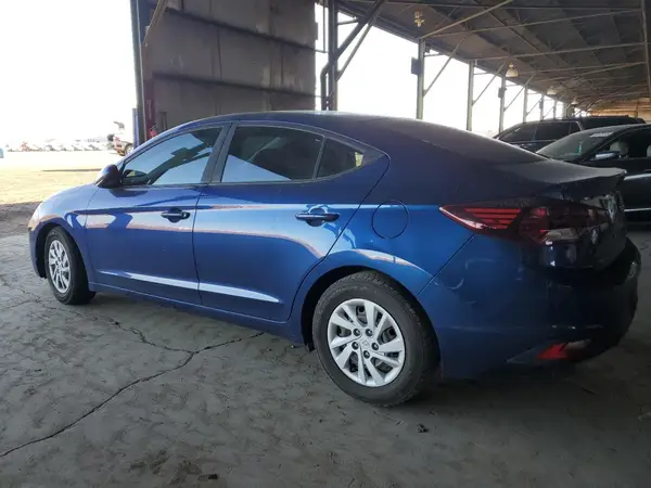 5NPD74LF8KH490505 2019 HYUNDAI ELANTRA - Image 2