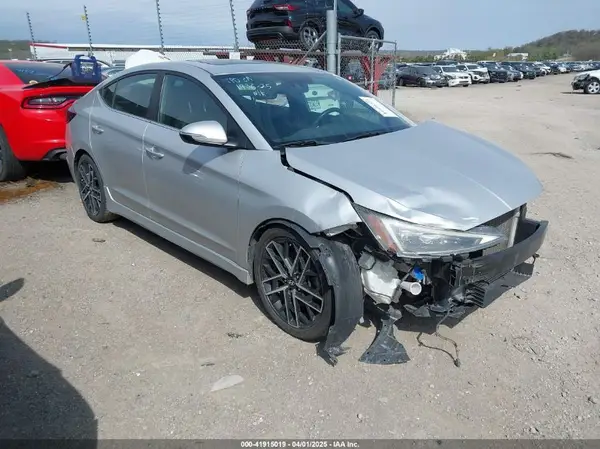 5NPD74LF8KH491119 2019 HYUNDAI ELANTRA - Image 1