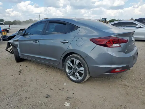 5NPD74LF8KH492576 2019 HYUNDAI ELANTRA - Image 2