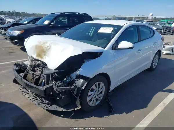 5NPD74LF8KH492884 2019 HYUNDAI ELANTRA - Image 2