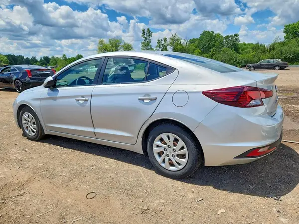 5NPD74LF8KH493579 2019 HYUNDAI ELANTRA - Image 2