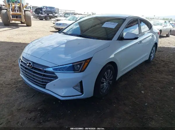 5NPD74LF8KH495641 2019 HYUNDAI ELANTRA - Image 2